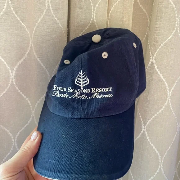 Accessories | Ahead Vintage Four Seasons Hat | Poshmark display picture 2